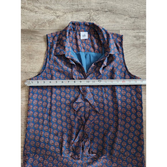 CABI Womens Top Small Blue / Red Roses Blouse Collar Sleeveless Print - Picture 3 of 4